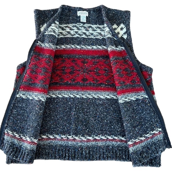 VTG St John’s Bay Fair Isle Snowflake Sweater Vest Red Gray Wool Blend XL Taiwan - Picture 4 of 12
